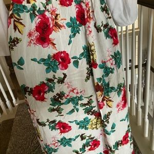 Colorful blossom midi skirt🌸🌺